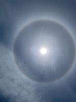 円形の虹が見えました