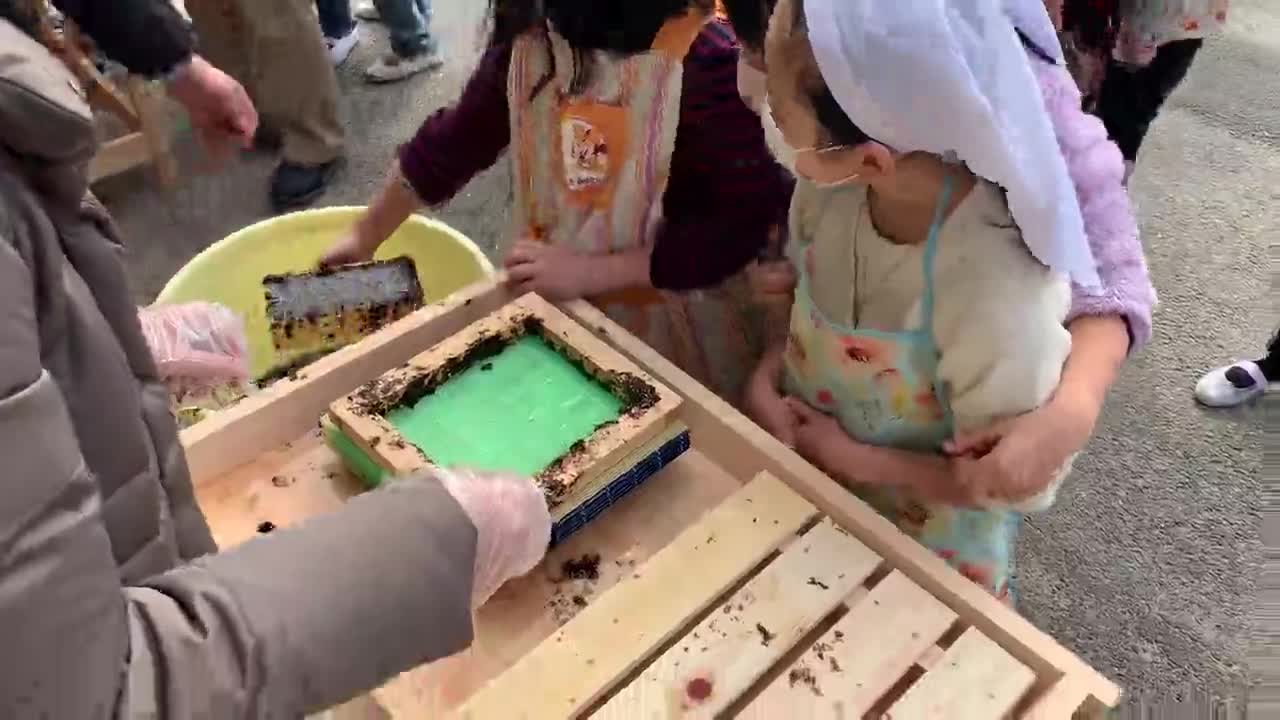 2/7 3年生海苔漉き体験