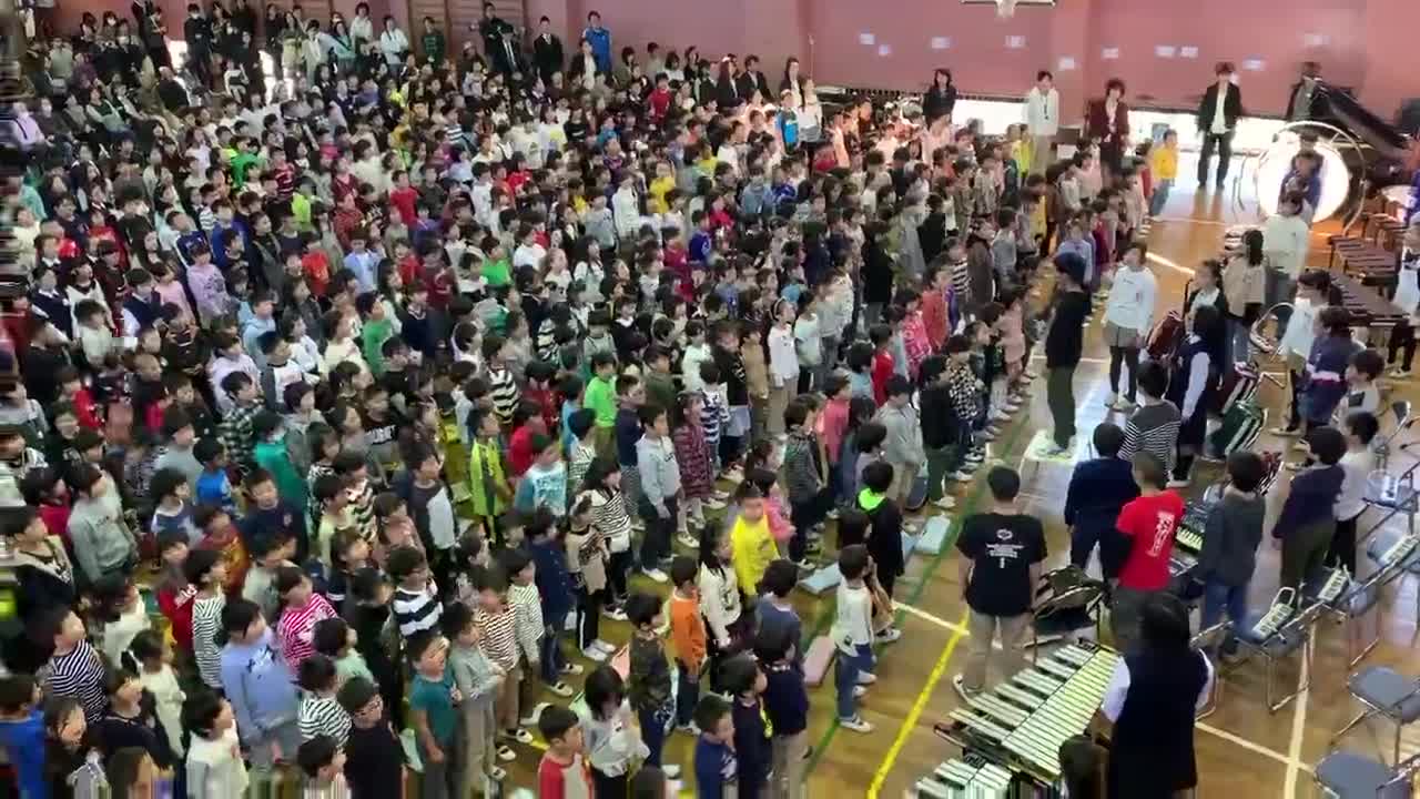 校内音楽会（全校合唱）